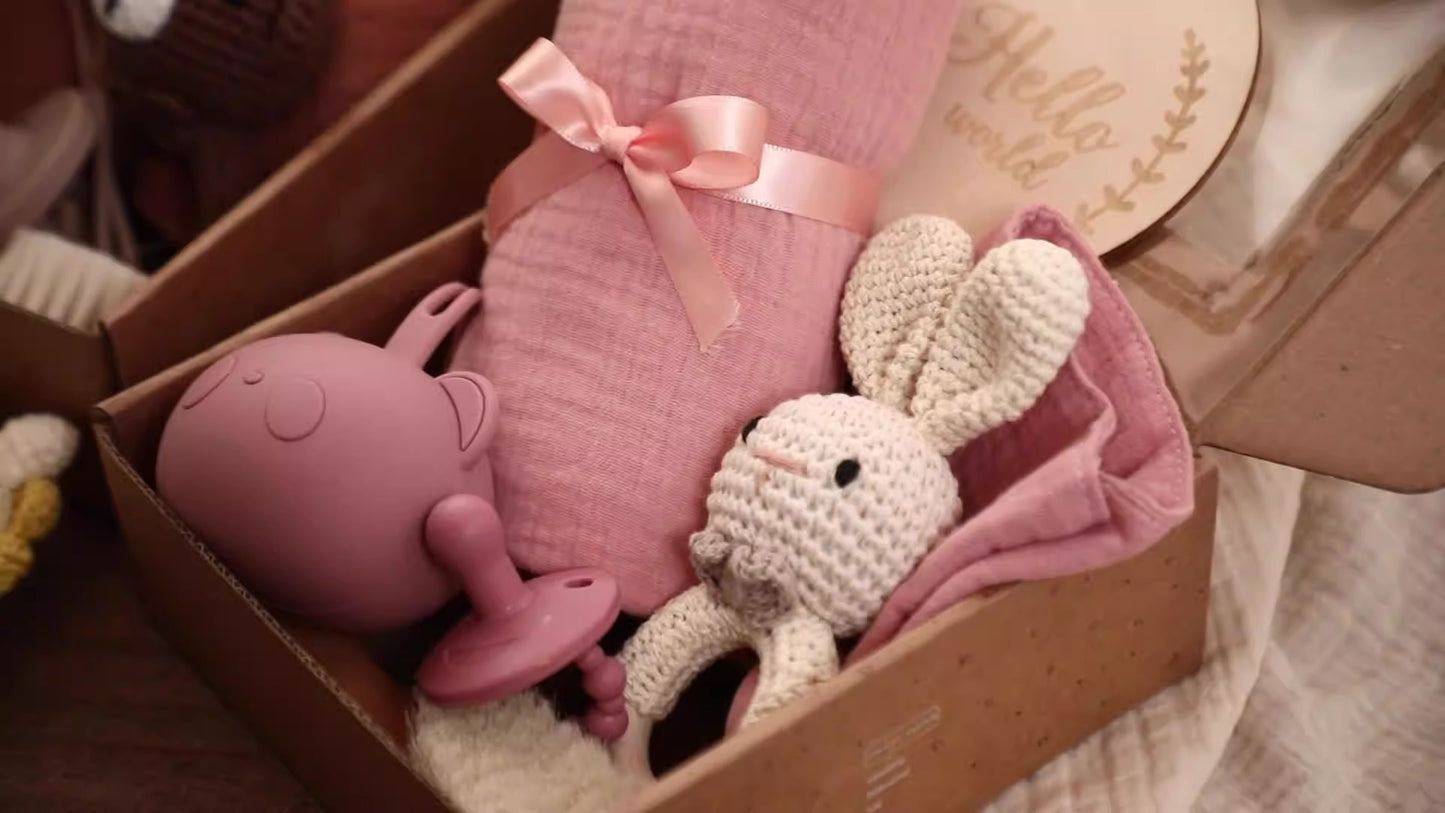 Newborn gift set