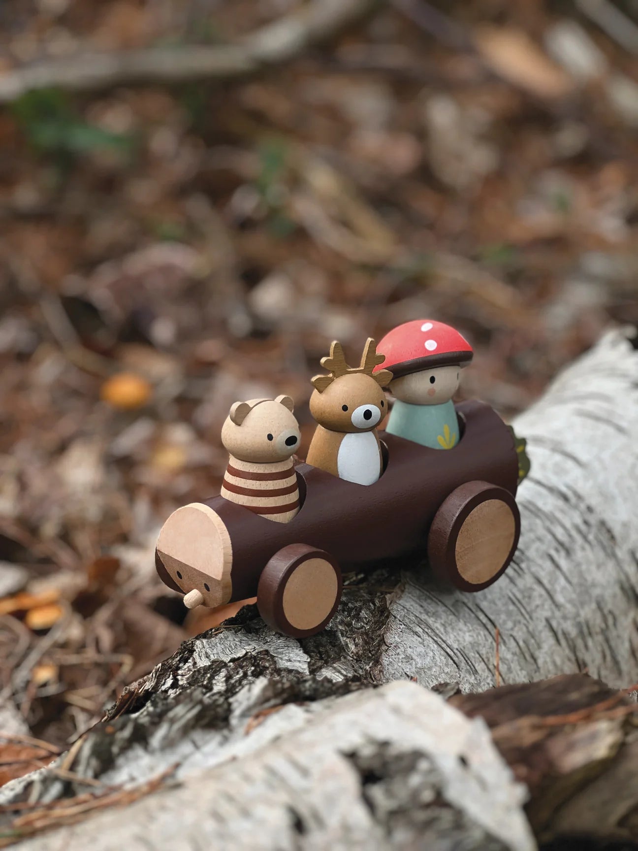 Timber Taxi Log Car - Tender Leaf Toys | Wooden Toy NZ